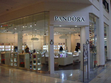 Expansion means new possibilities for Pandora in Staten Island Mall