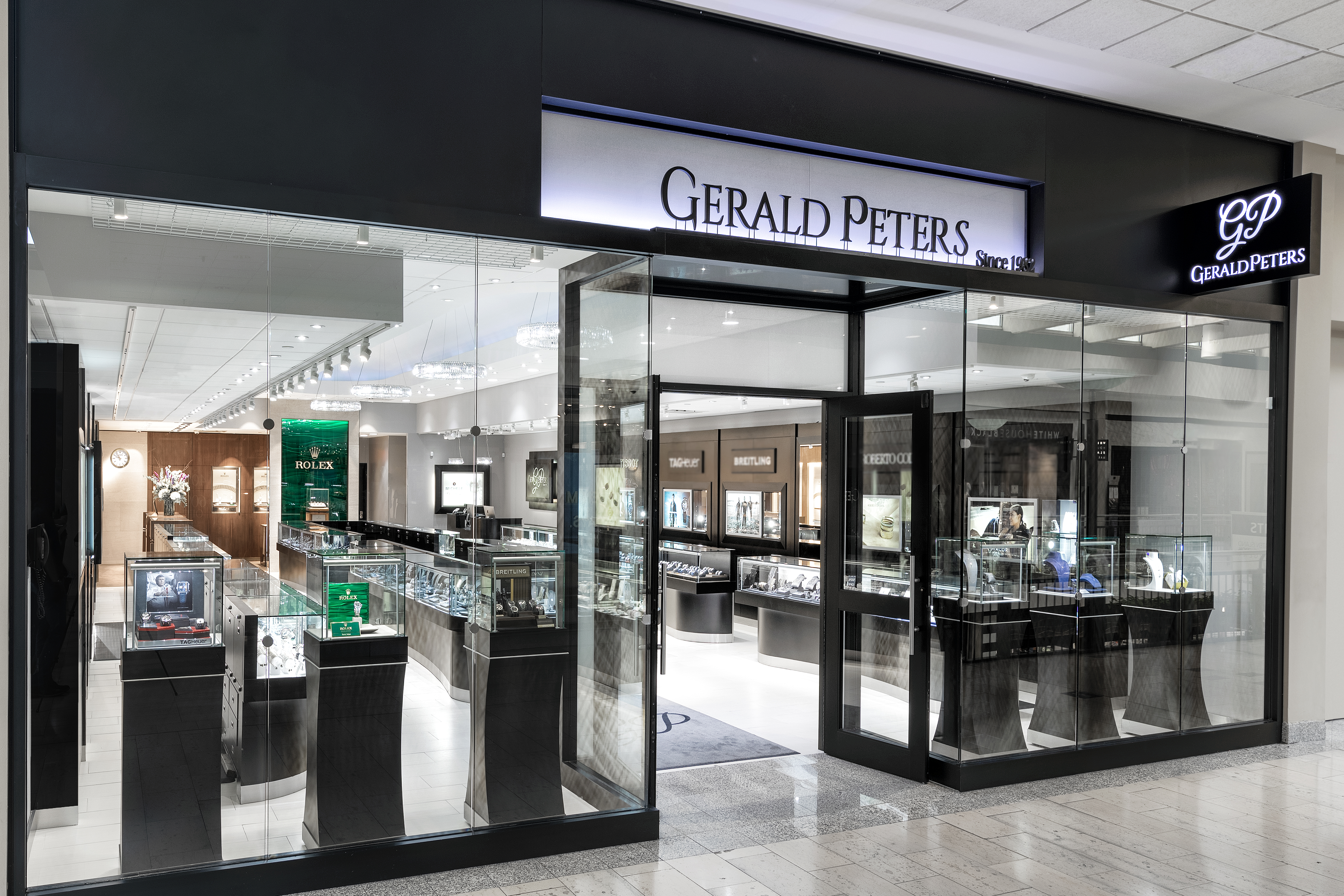 Gerald Peters History B&W Showroom in New York