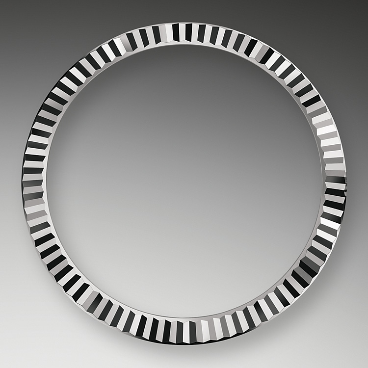 The Fluted Bezel